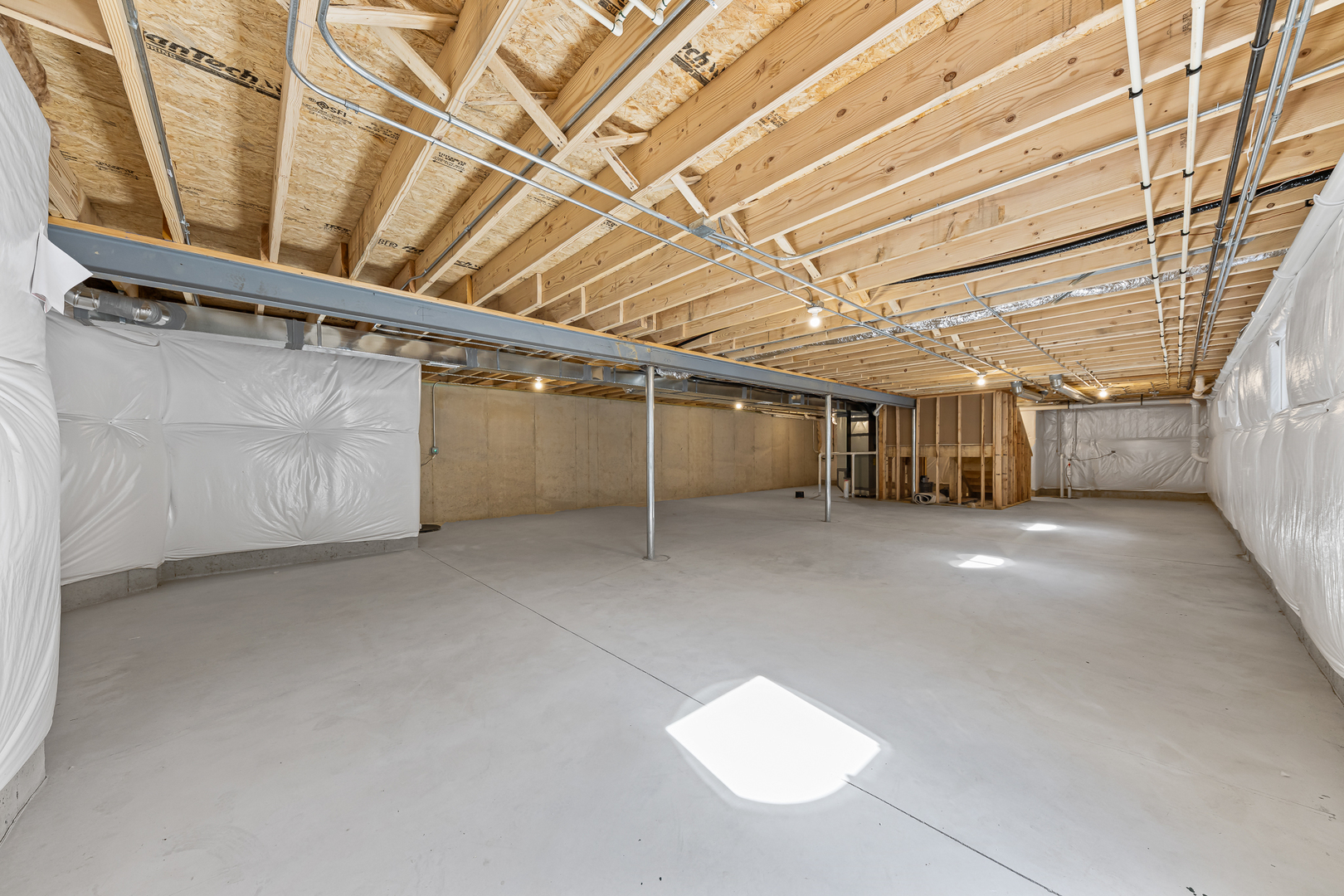 2600 Delavan Drive Property Photo 18