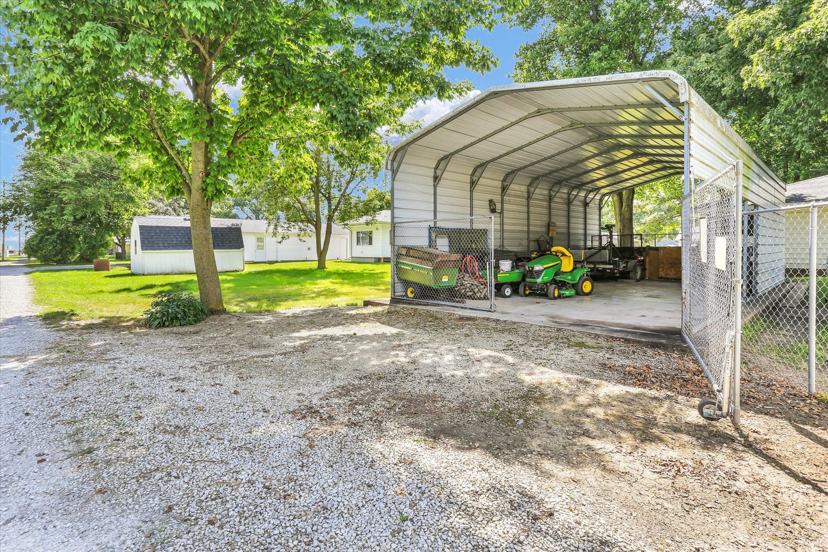 700 S D Street Property Photo 6