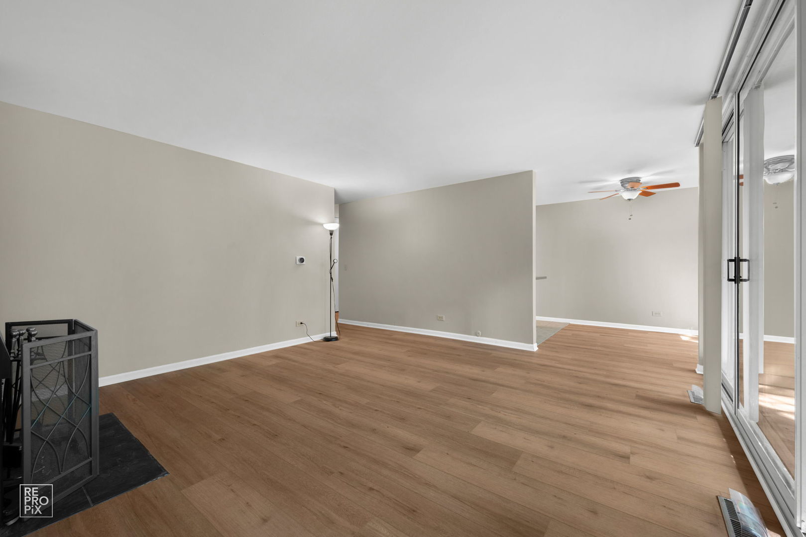 6010 Forest View Road 1b Property Photo 3