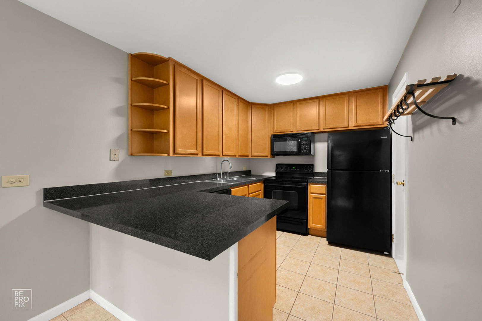 6010 Forest View Road 1b Property Photo 6