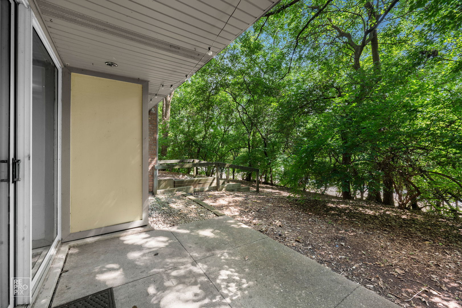 6010 Forest View Road 1b Property Photo 11