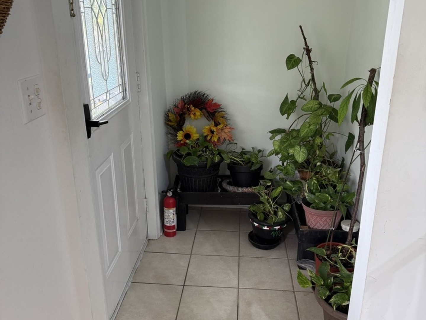 5819 S Fairfield Avenue Property Photo 3