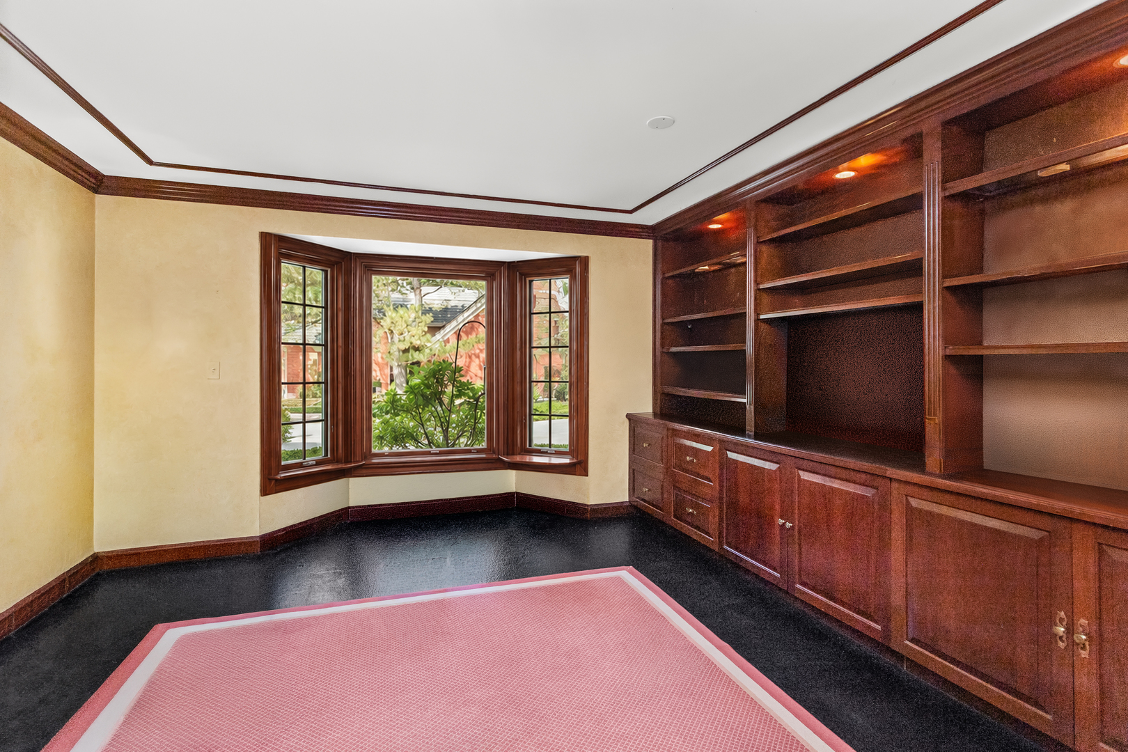 22 Regent Wood Road Property Photo 8