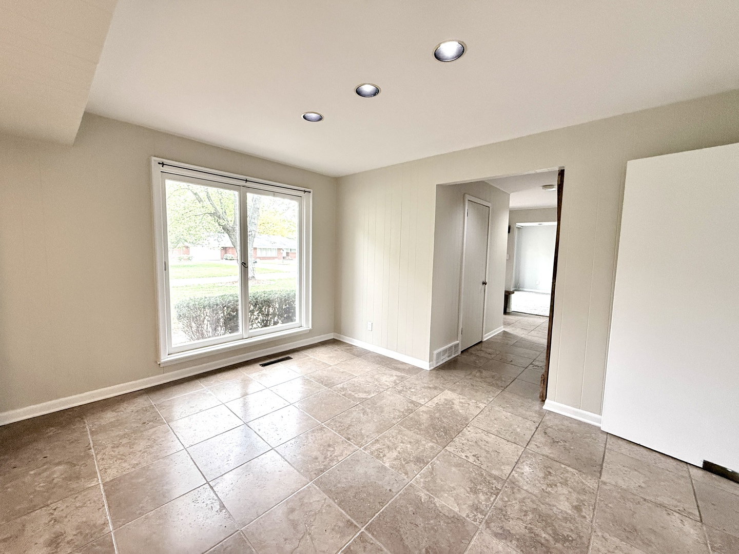 206 Julie Drive Property Photo 6