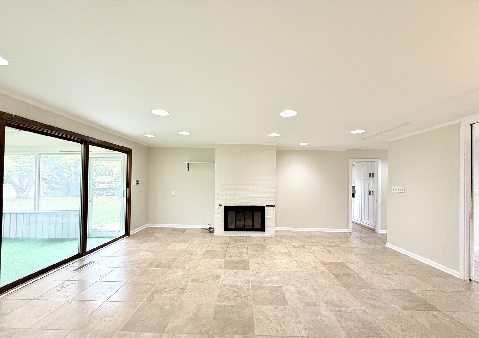 206 Julie Drive Property Photo 12