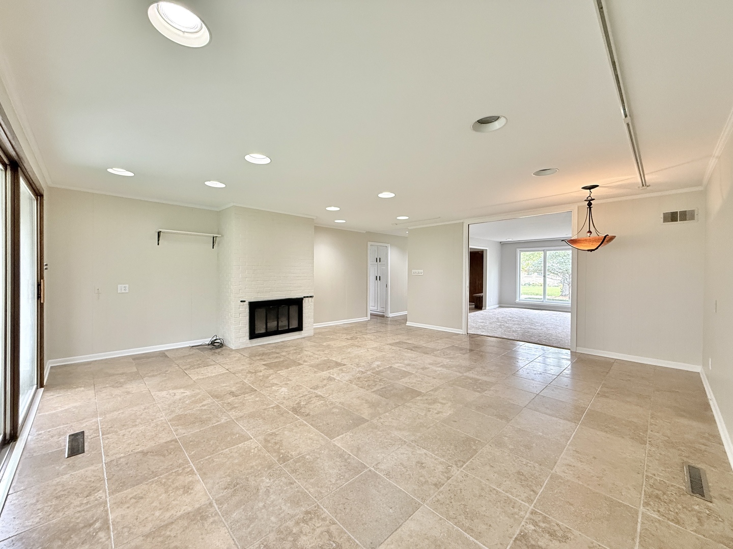 206 Julie Drive Property Photo 13