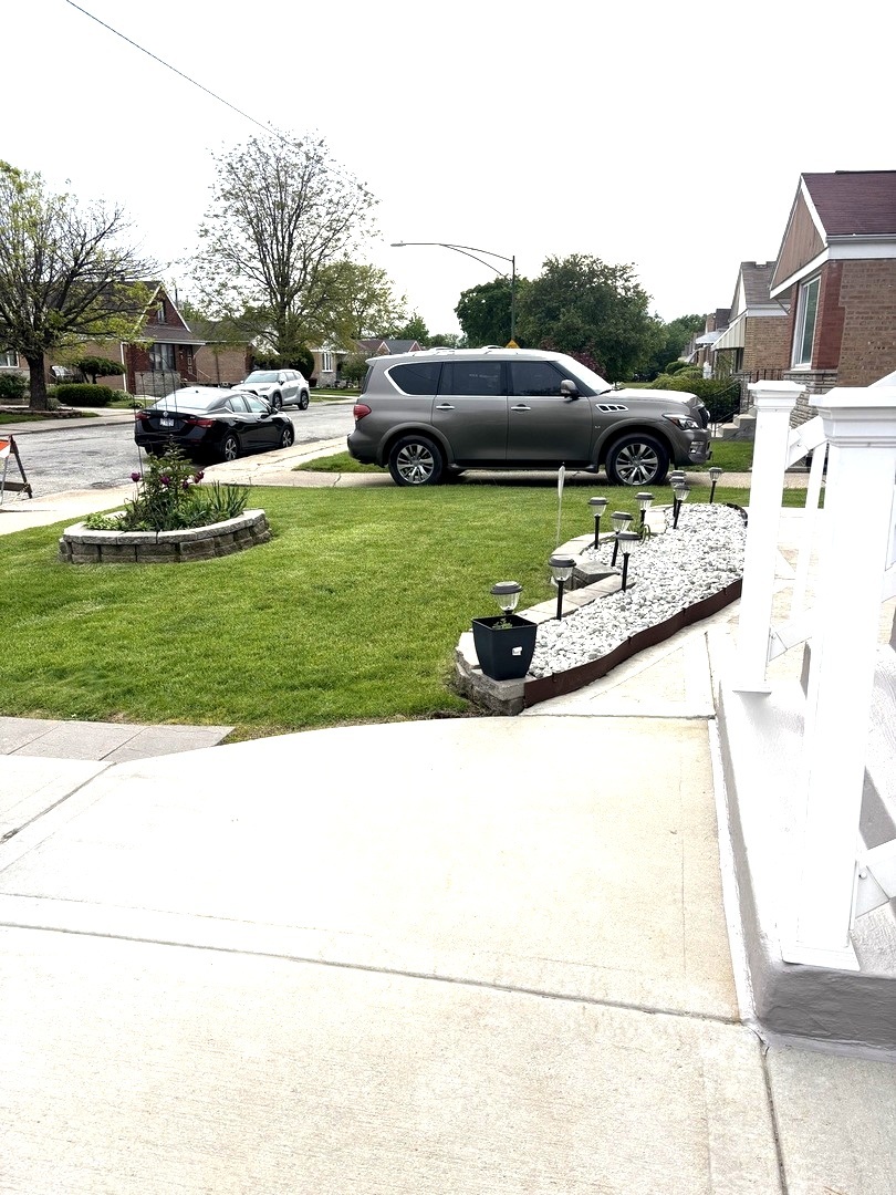 4100 W 81st Street Property Photo 4