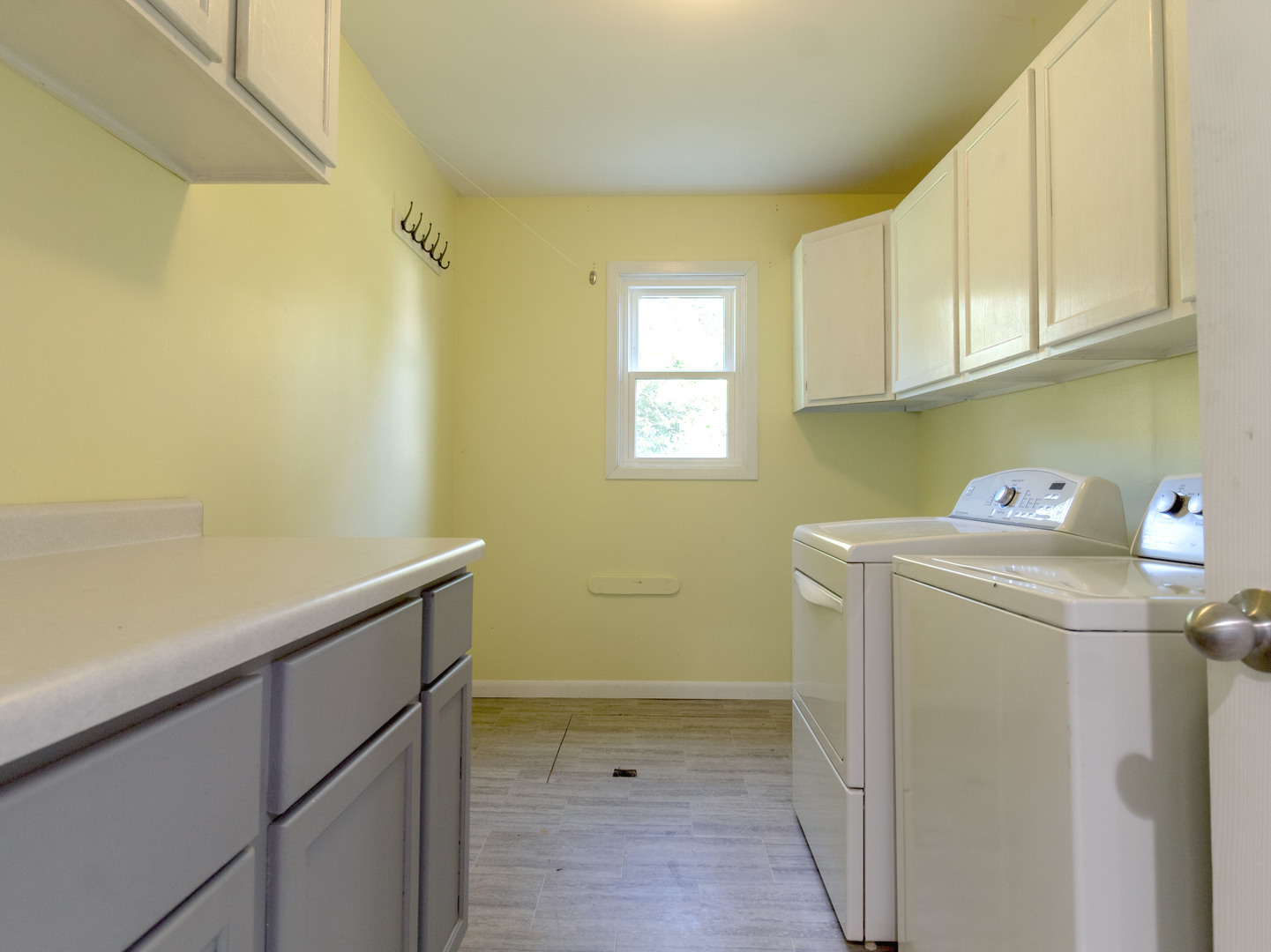 218 W South Street Property Photo 15