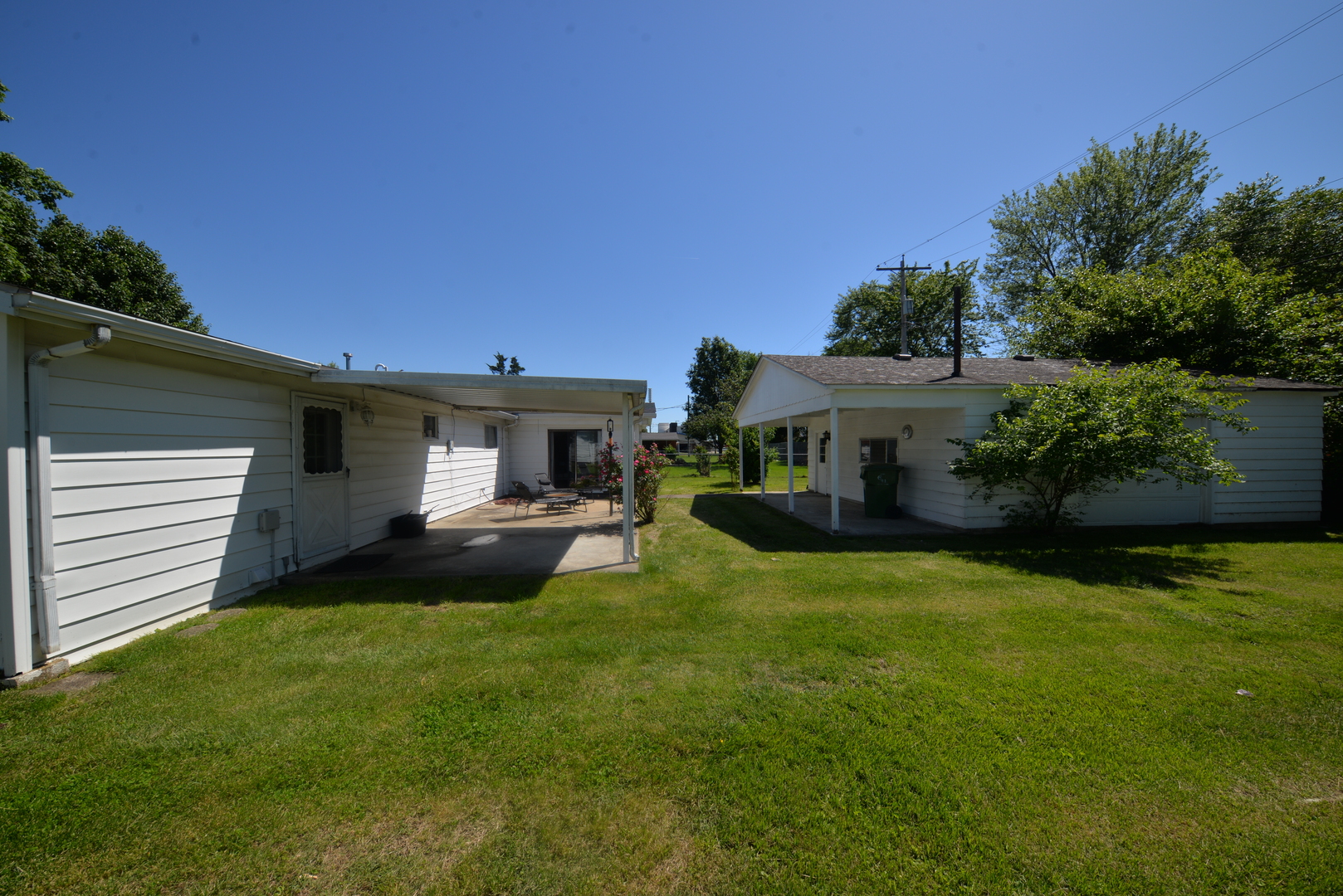 8 E Crownview Property Photo 8
