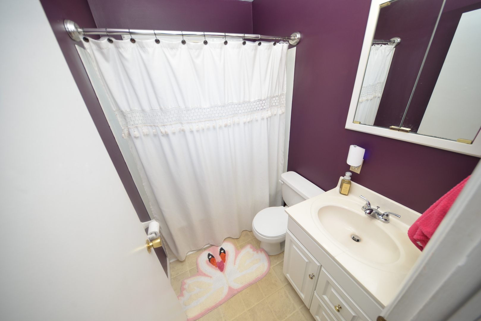 8 E Crownview Property Photo 17