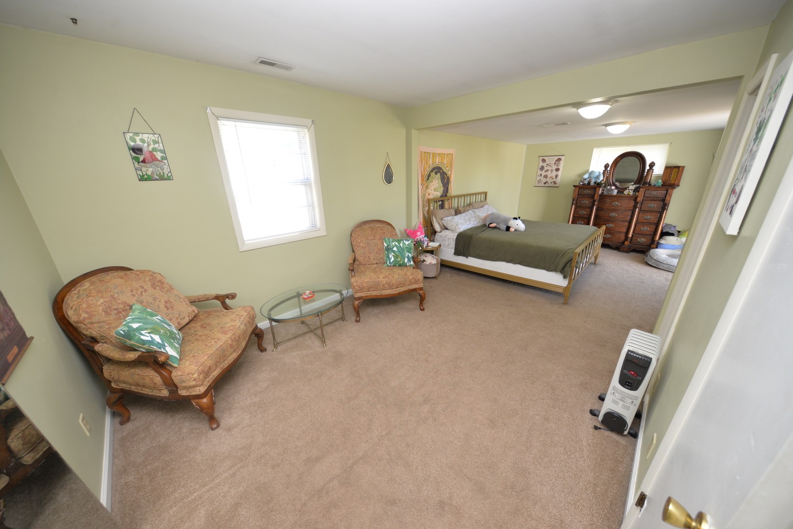 8 E Crownview Property Photo 18
