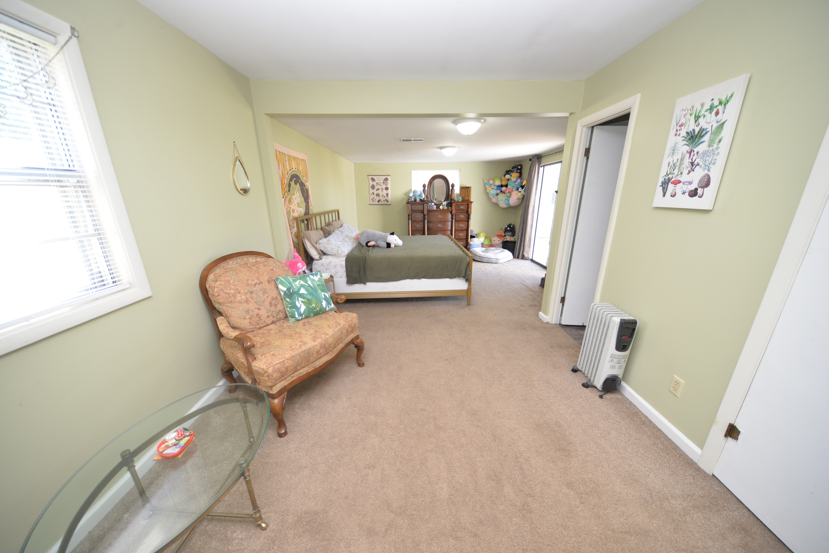 8 E Crownview Property Photo 19