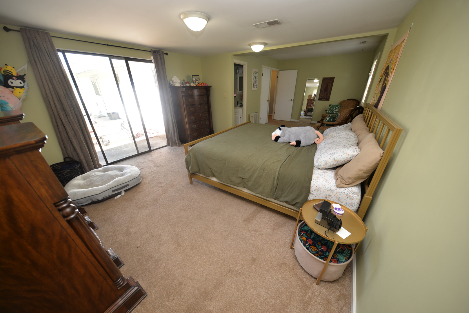 8 E Crownview Property Photo 20