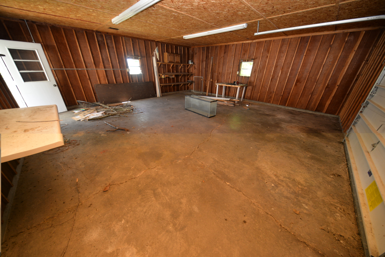 8 E Crownview Property Photo 27