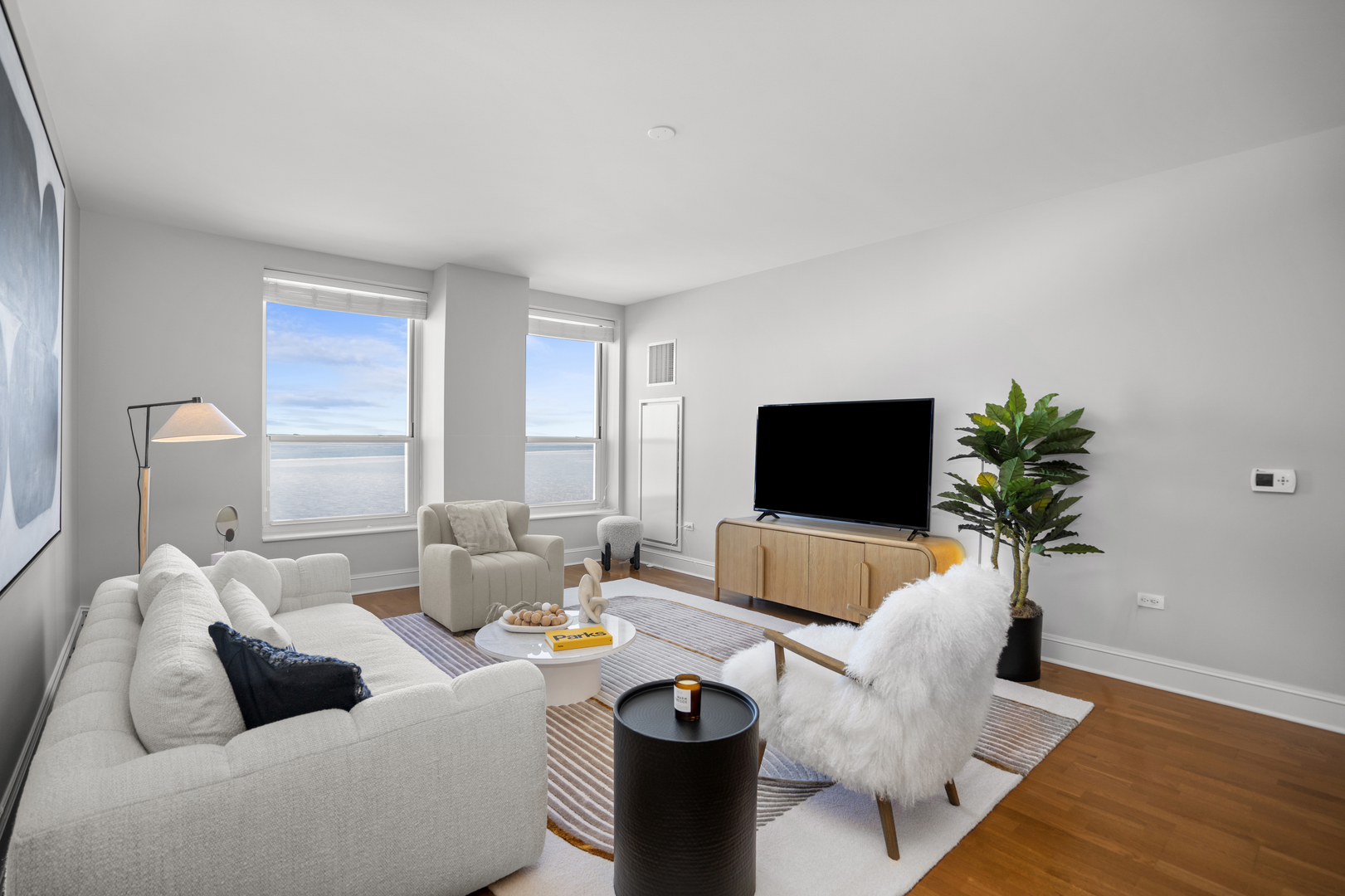 850 N Lake Shore Drive 702 Property Photo 14