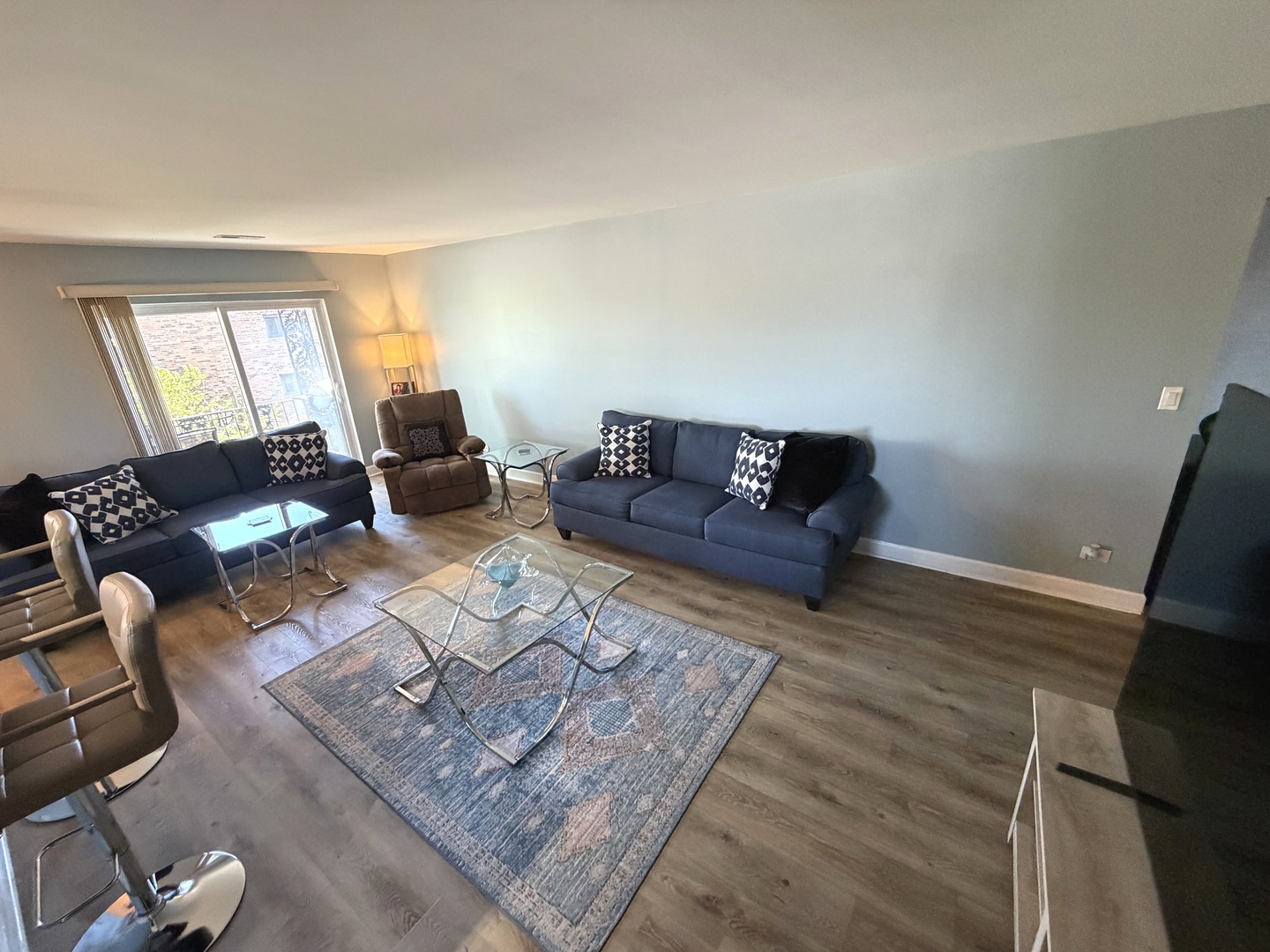 9375 Landings Lane 404 Property Photo 3