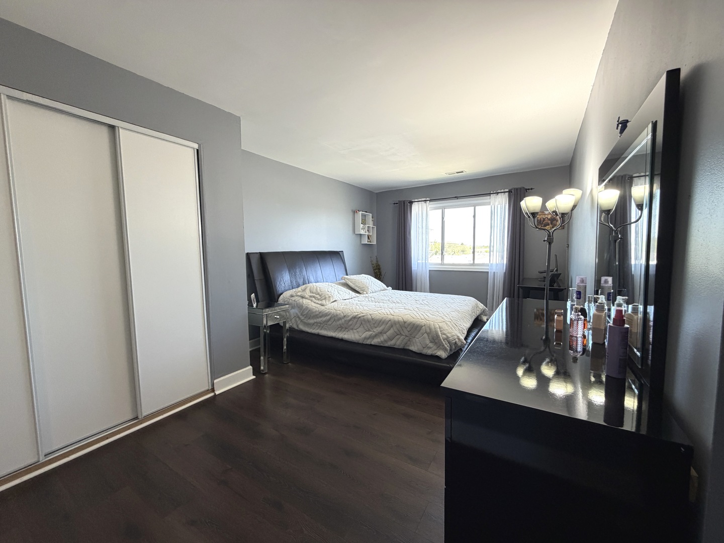 9375 Landings Lane 404 Property Photo 12