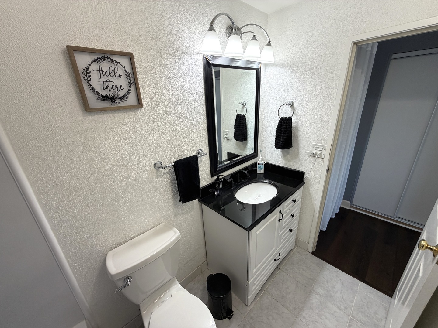 9375 Landings Lane 404 Property Photo 15