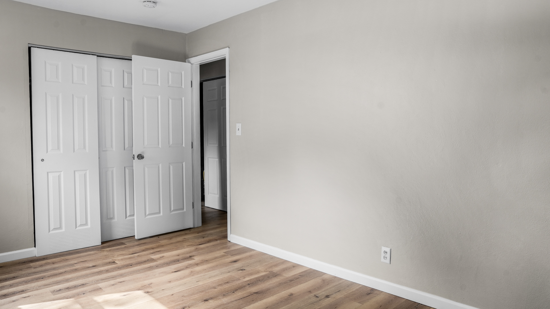 1407 Paula Drive Property Photo 17