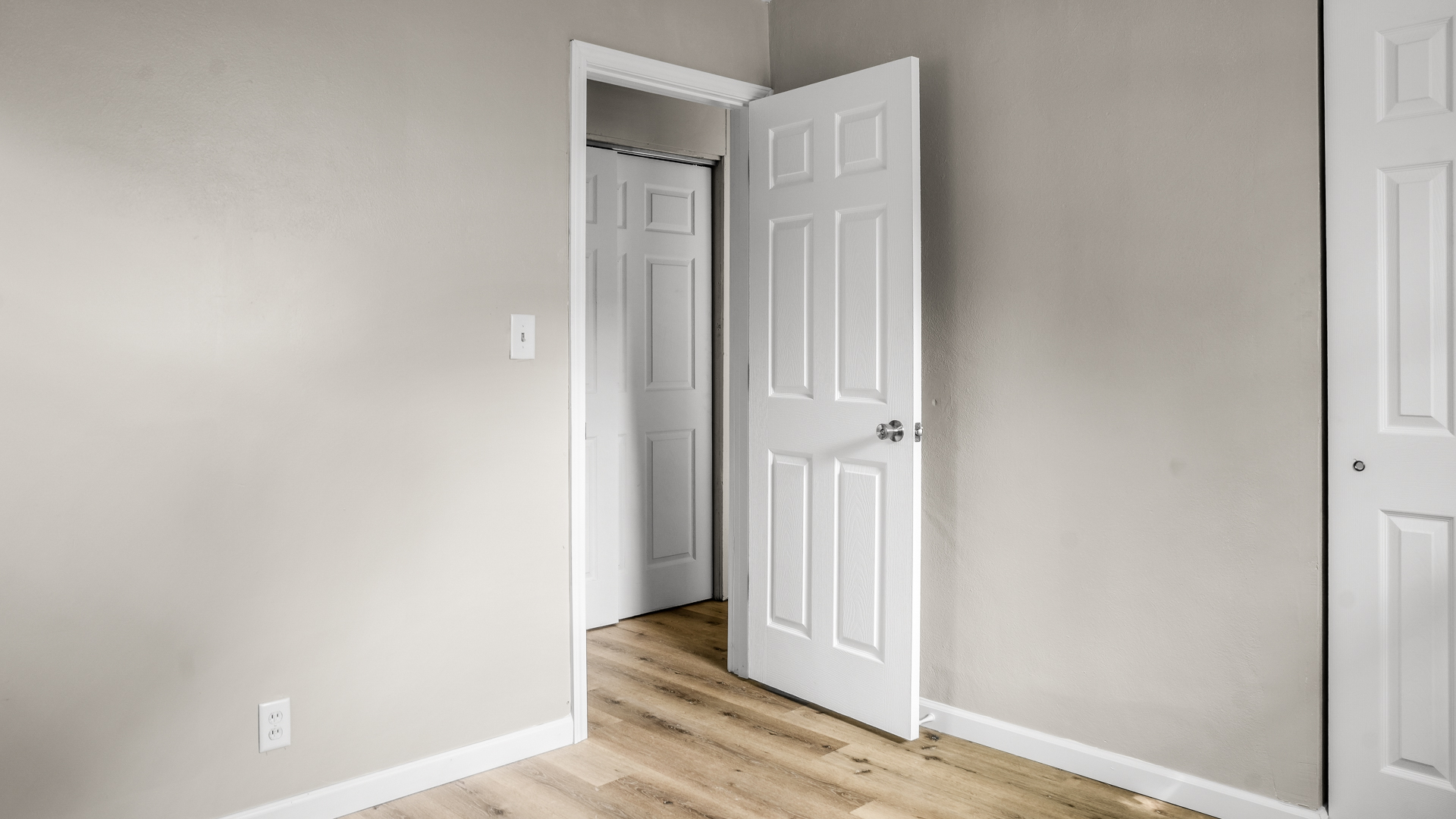 1407 Paula Drive Property Photo 19
