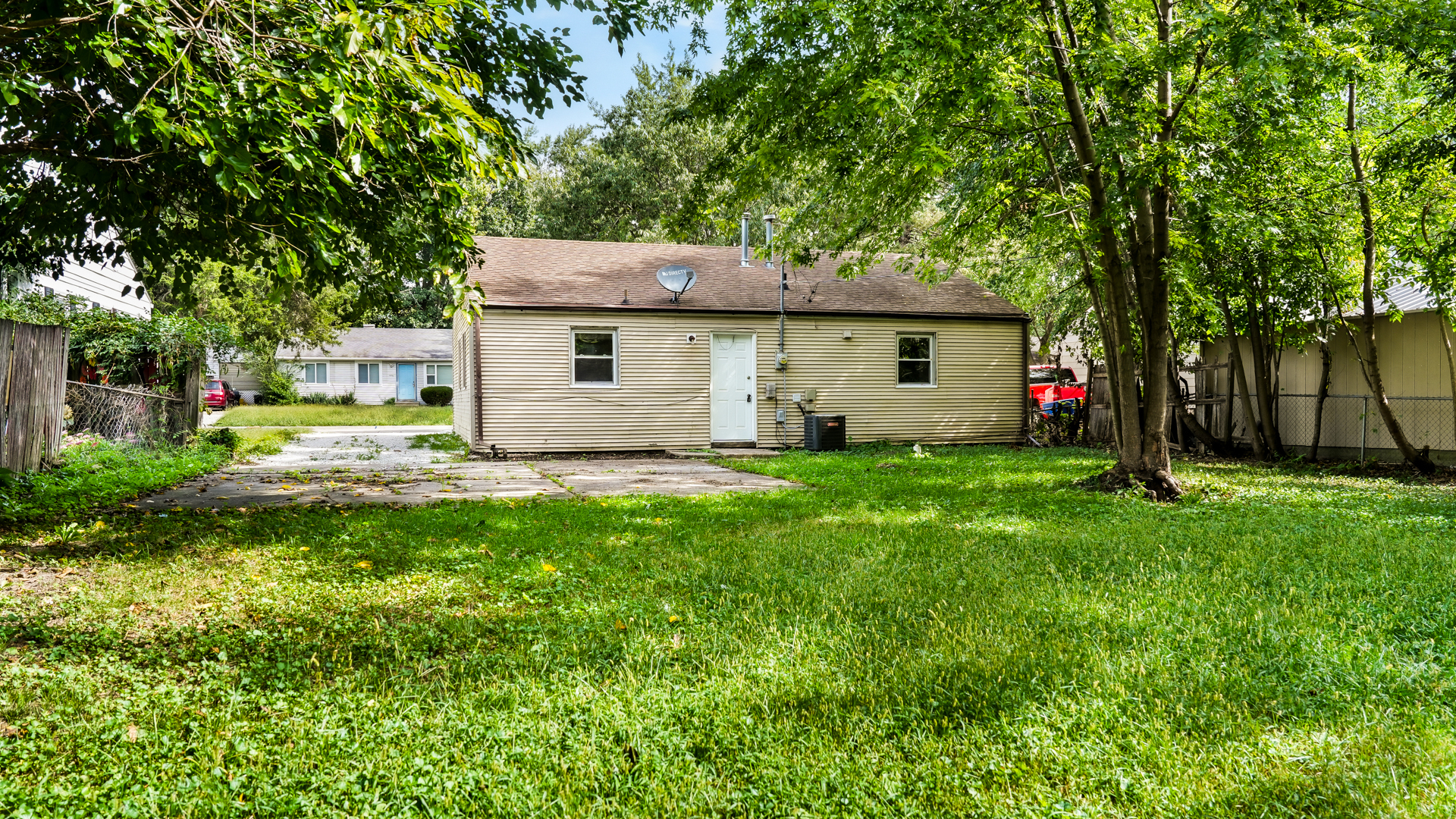 1407 Paula Drive Property Photo 22