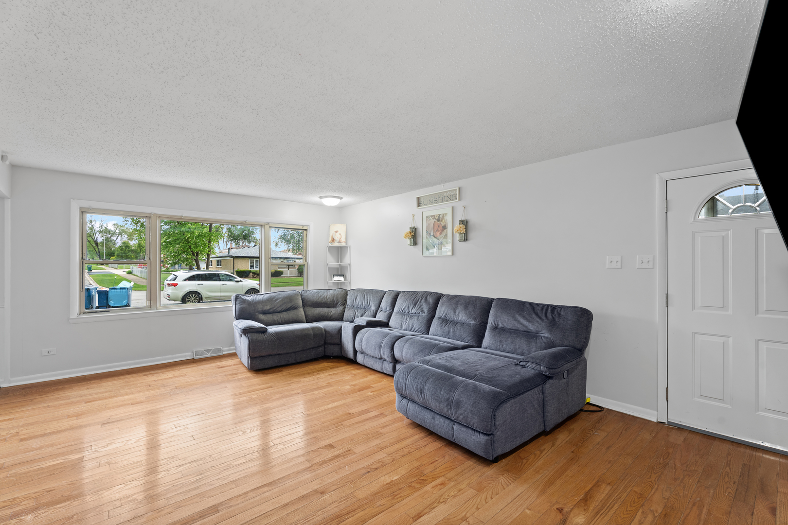 4416 W 123rd Place Property Photo 3