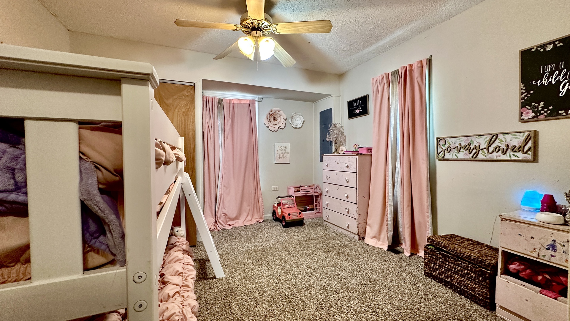 1106 E Clark Street Property Photo 16