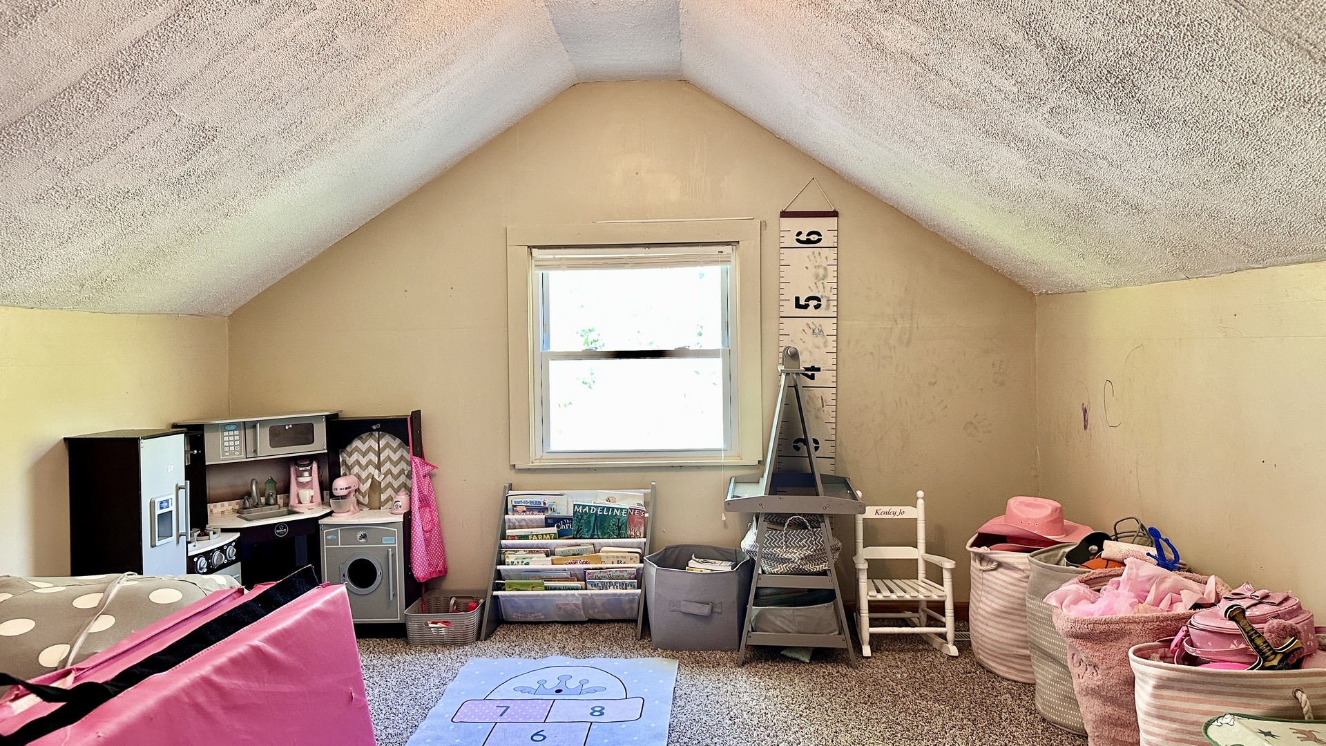 1106 E Clark Street Property Photo 18