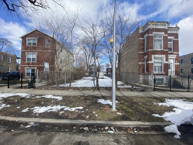 3324 W Walnut Street