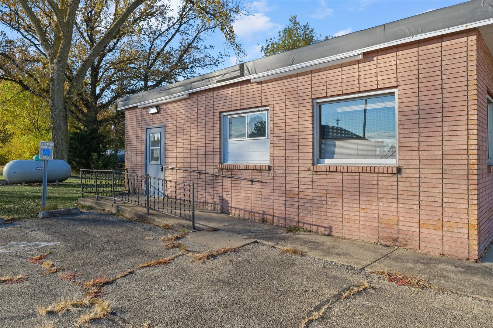 205 N State Route 54 Property Photo 29