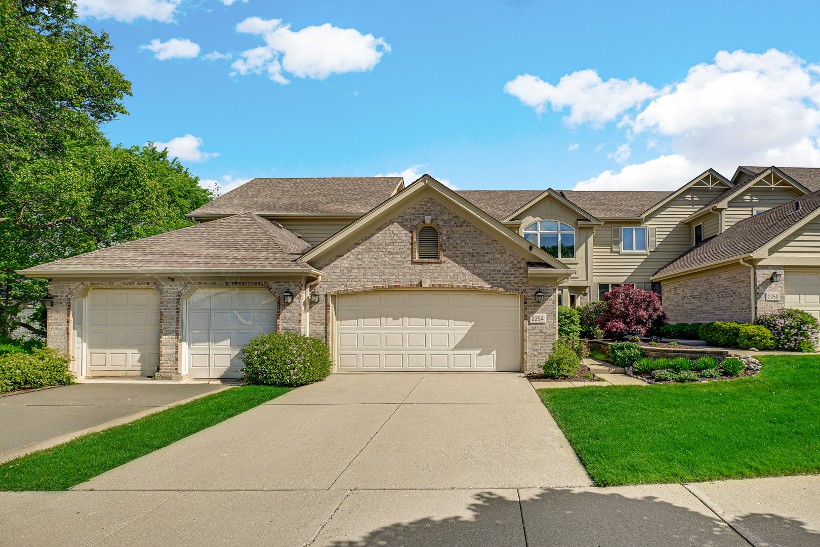 2254 Tamarack Drive Property Photo 1