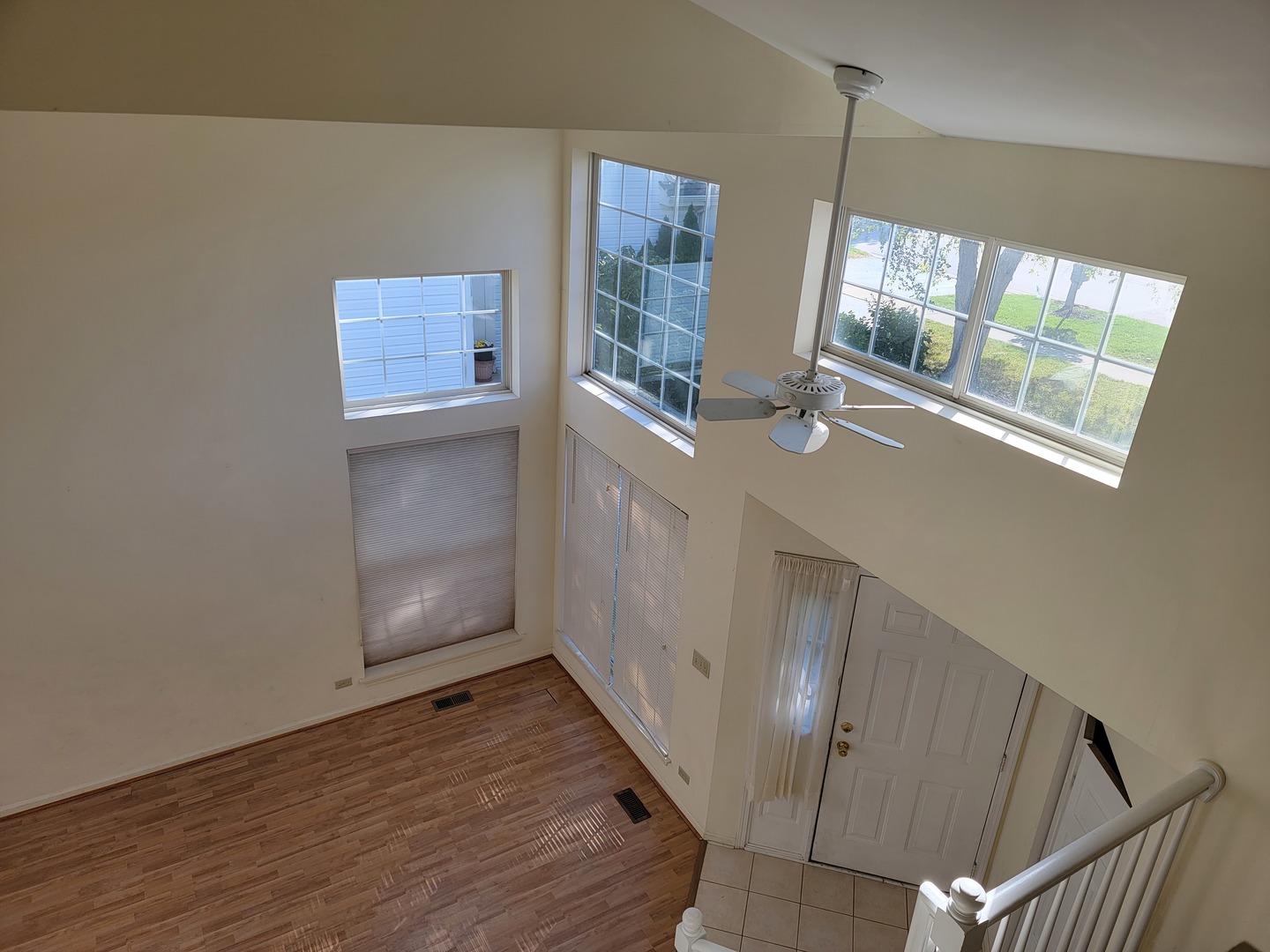 2135 Feldott Lane Property Photo 5