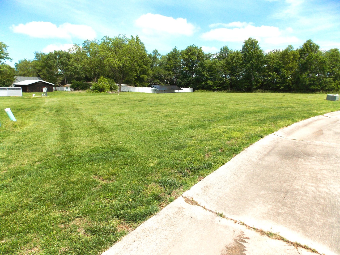 4 Coronado Drive Property Photo 1