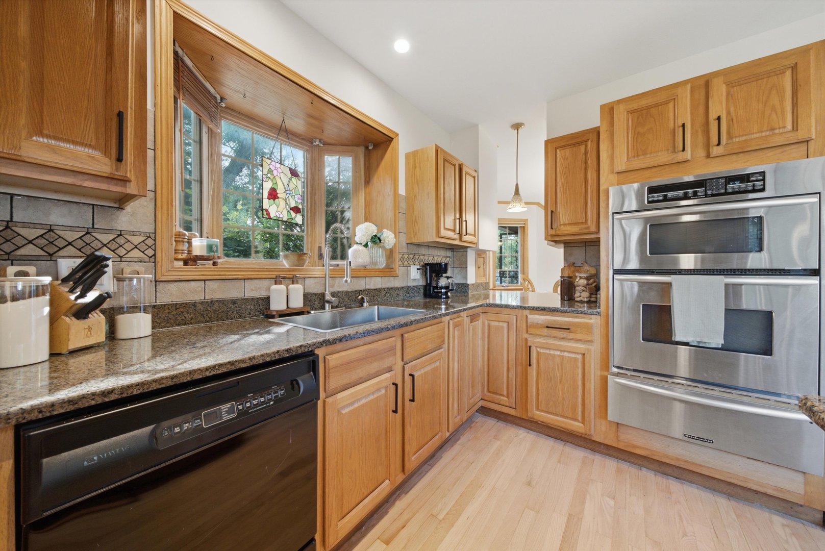5801 N Kenton Avenue Property Photo 14