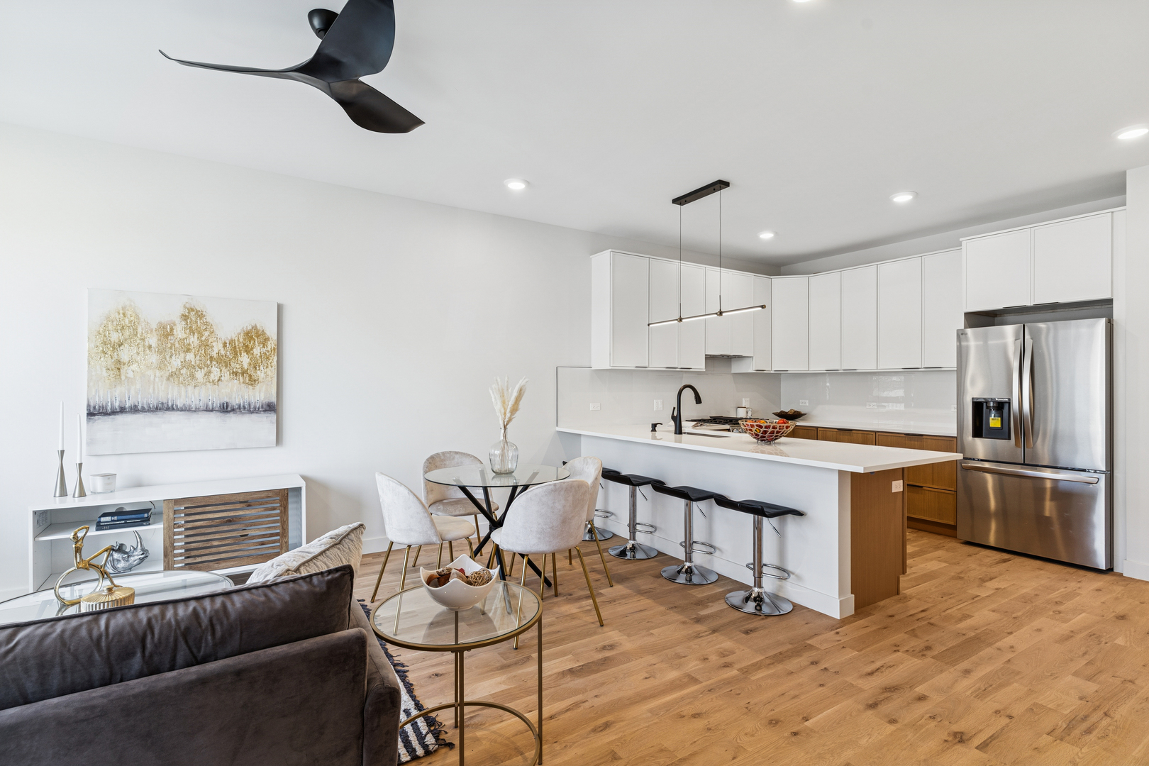 4208 S Calumet Avenue 201 Property Photo 6