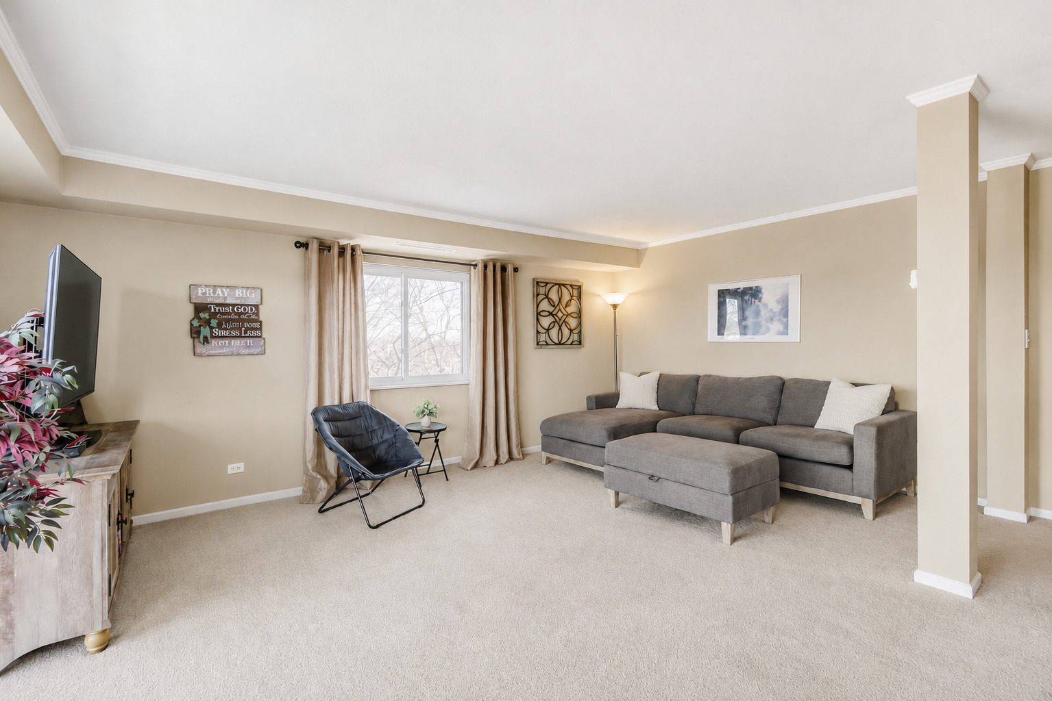 35 S Baybrook Drive 610 Property Photo 10