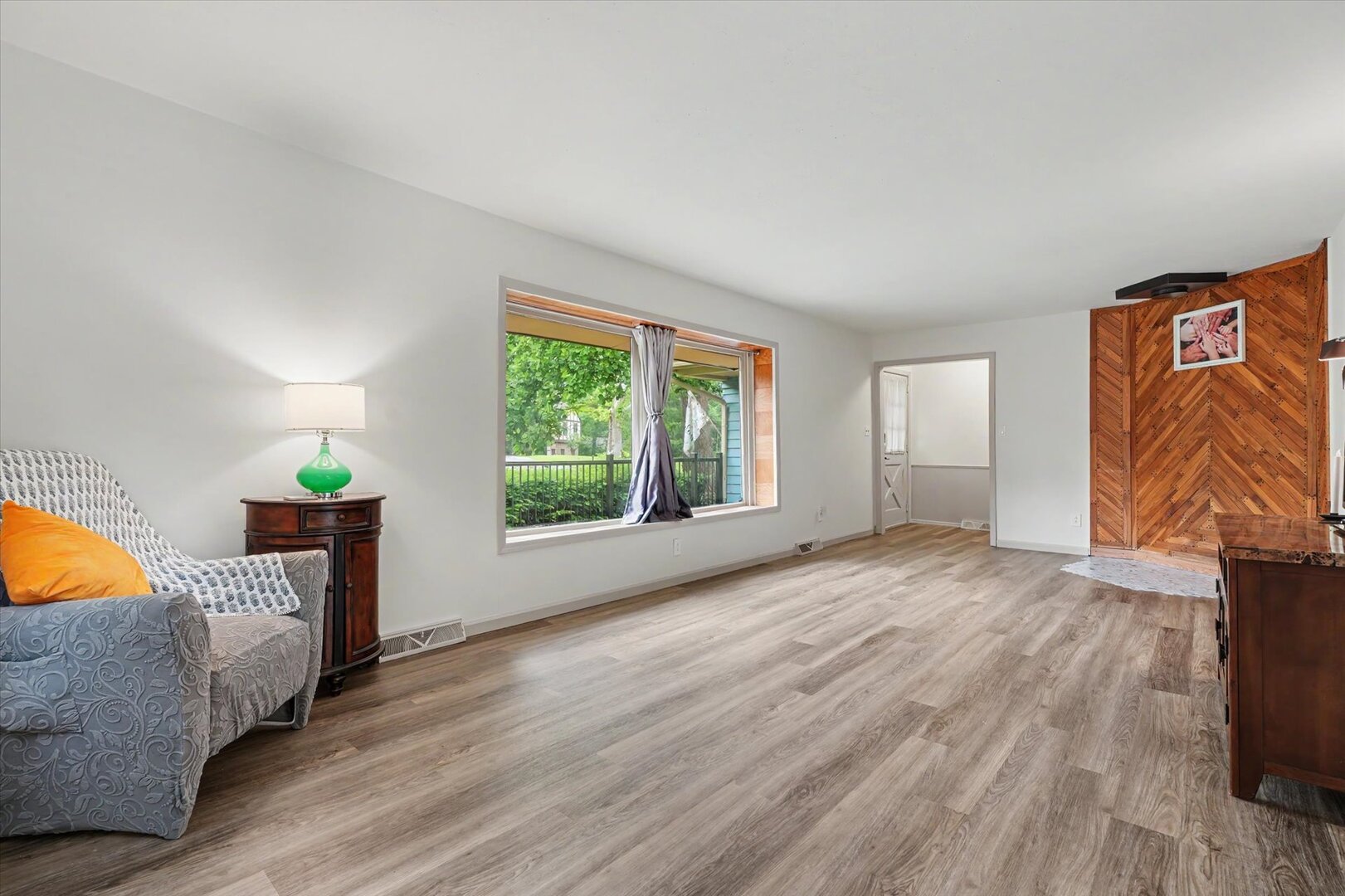 528 Chester Avenue Property Photo 7