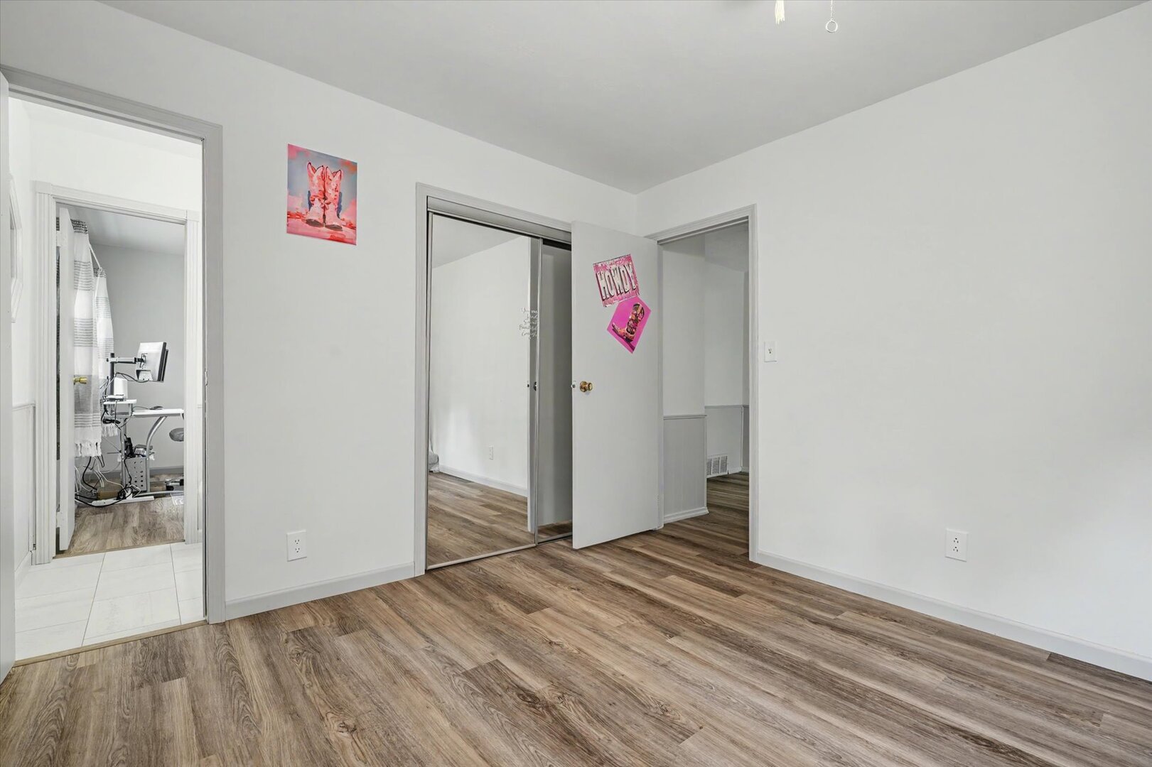 528 Chester Avenue Property Photo 16