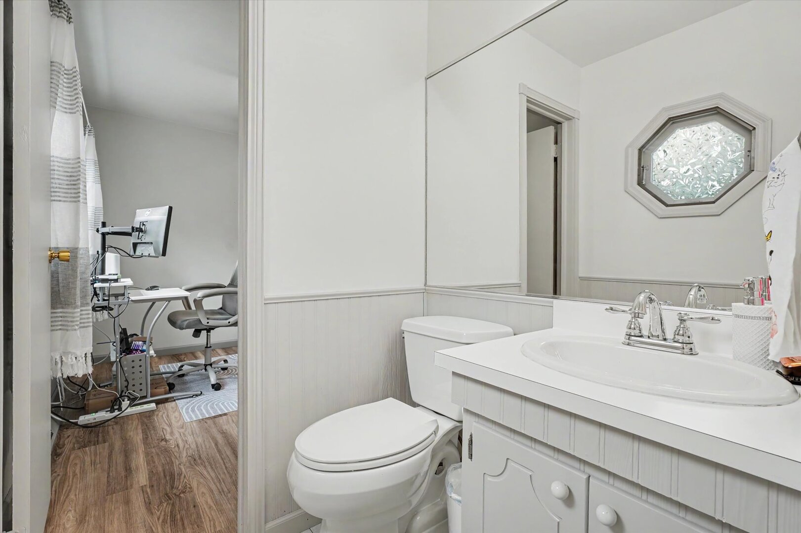 528 Chester Avenue Property Photo 17