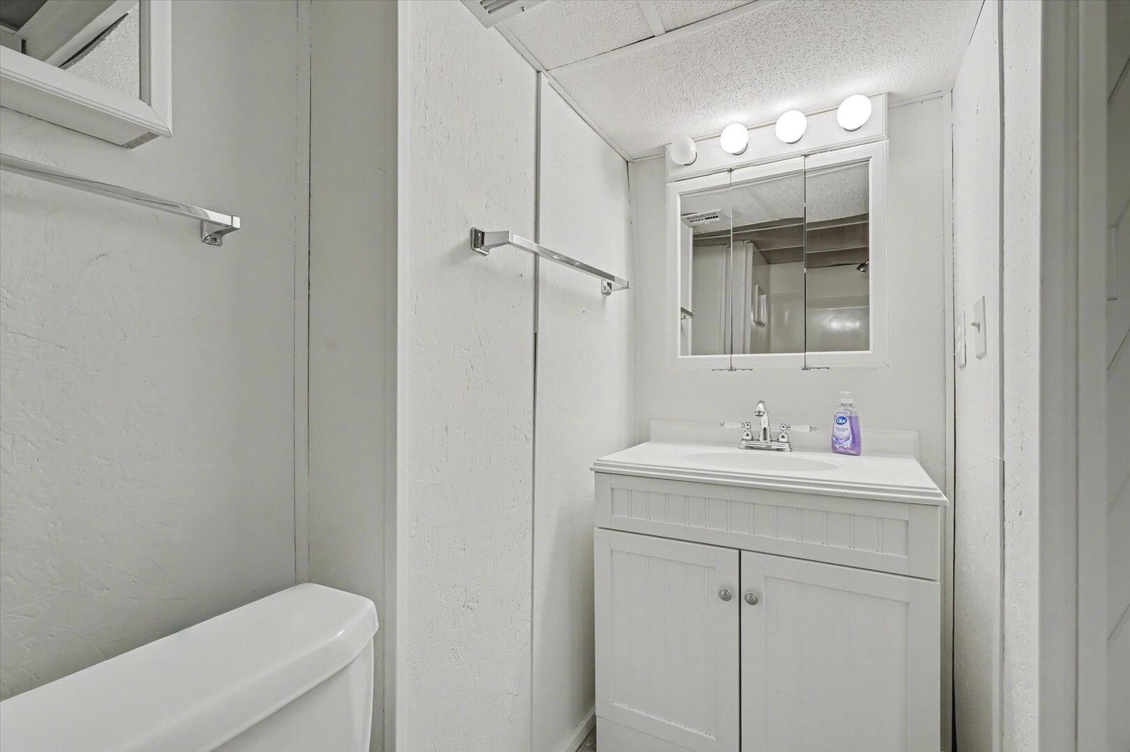 528 Chester Avenue Property Photo 22
