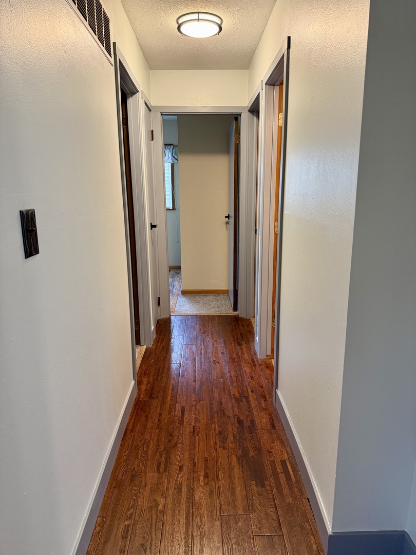 1612 Middle Road Property Photo 11