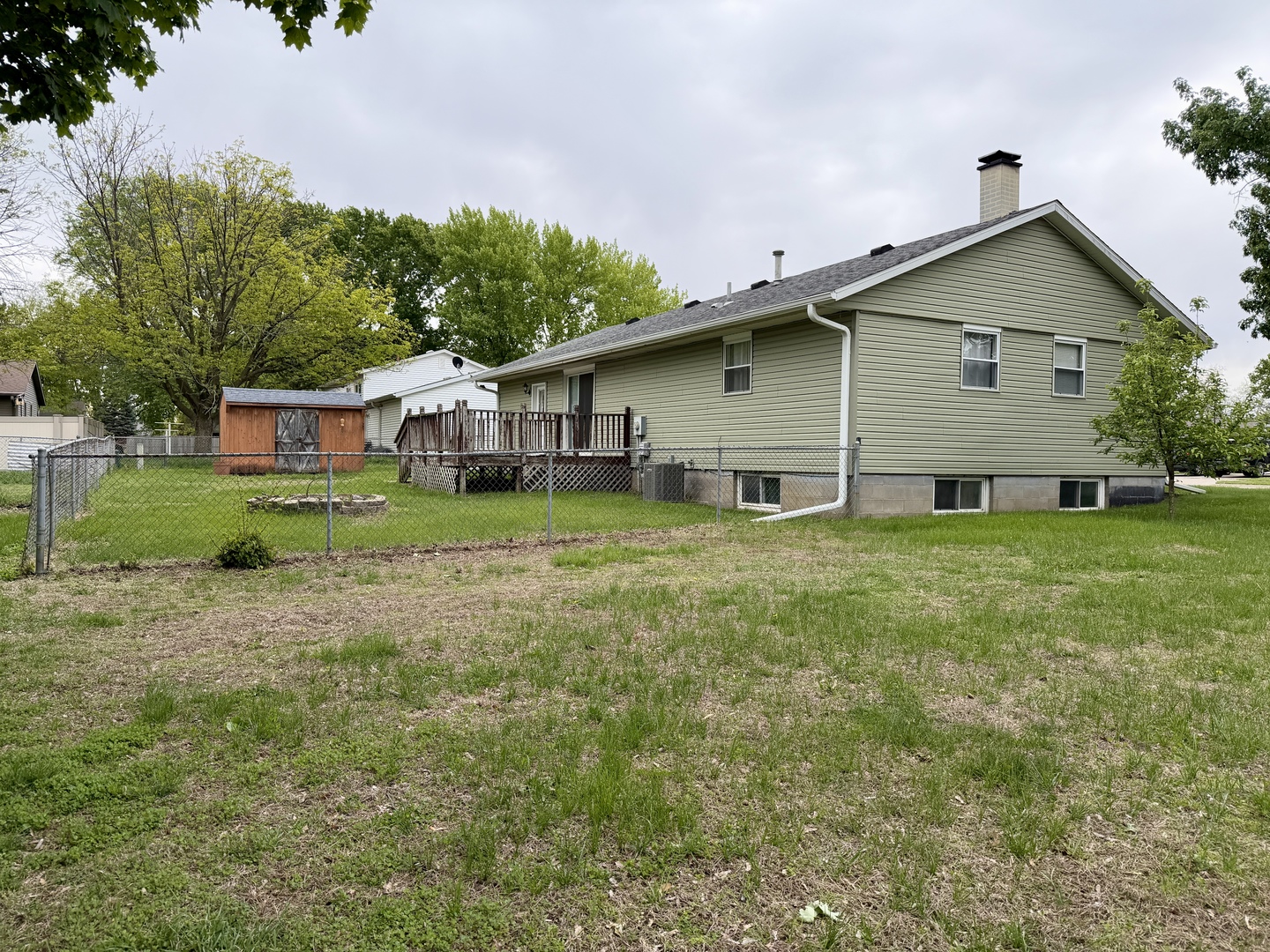 1612 Middle Road Property Photo 20
