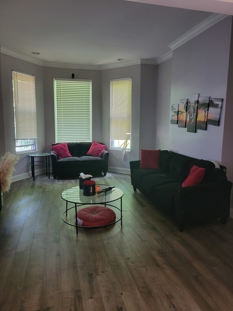 6016 S Carpenter Street Property Photo 9