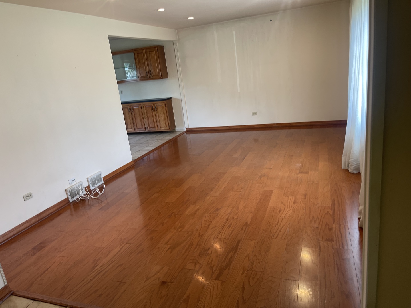 1802 W Willow Lane 1802 Property Photo 2