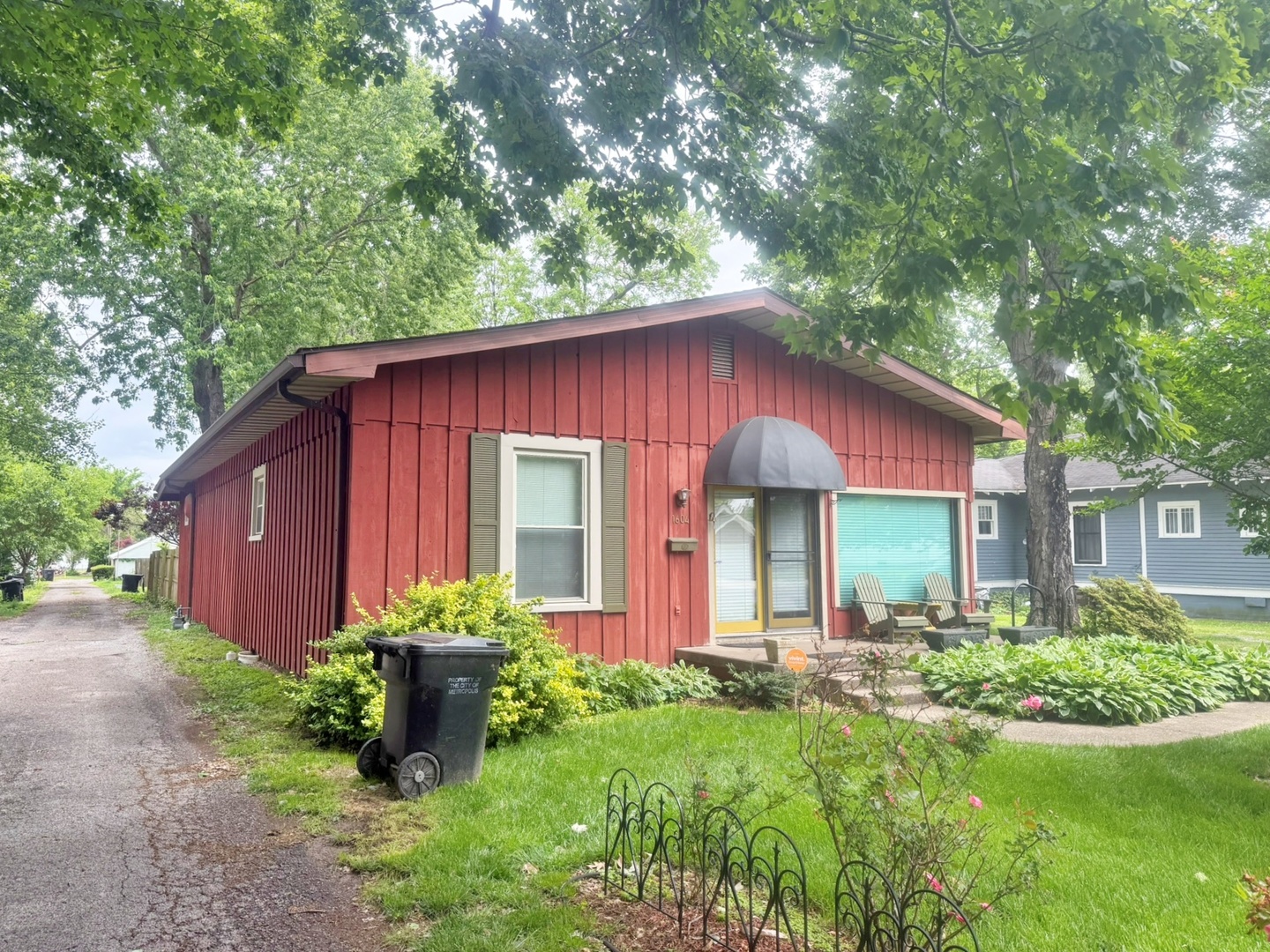 1604 North Avenue Property Photo 2