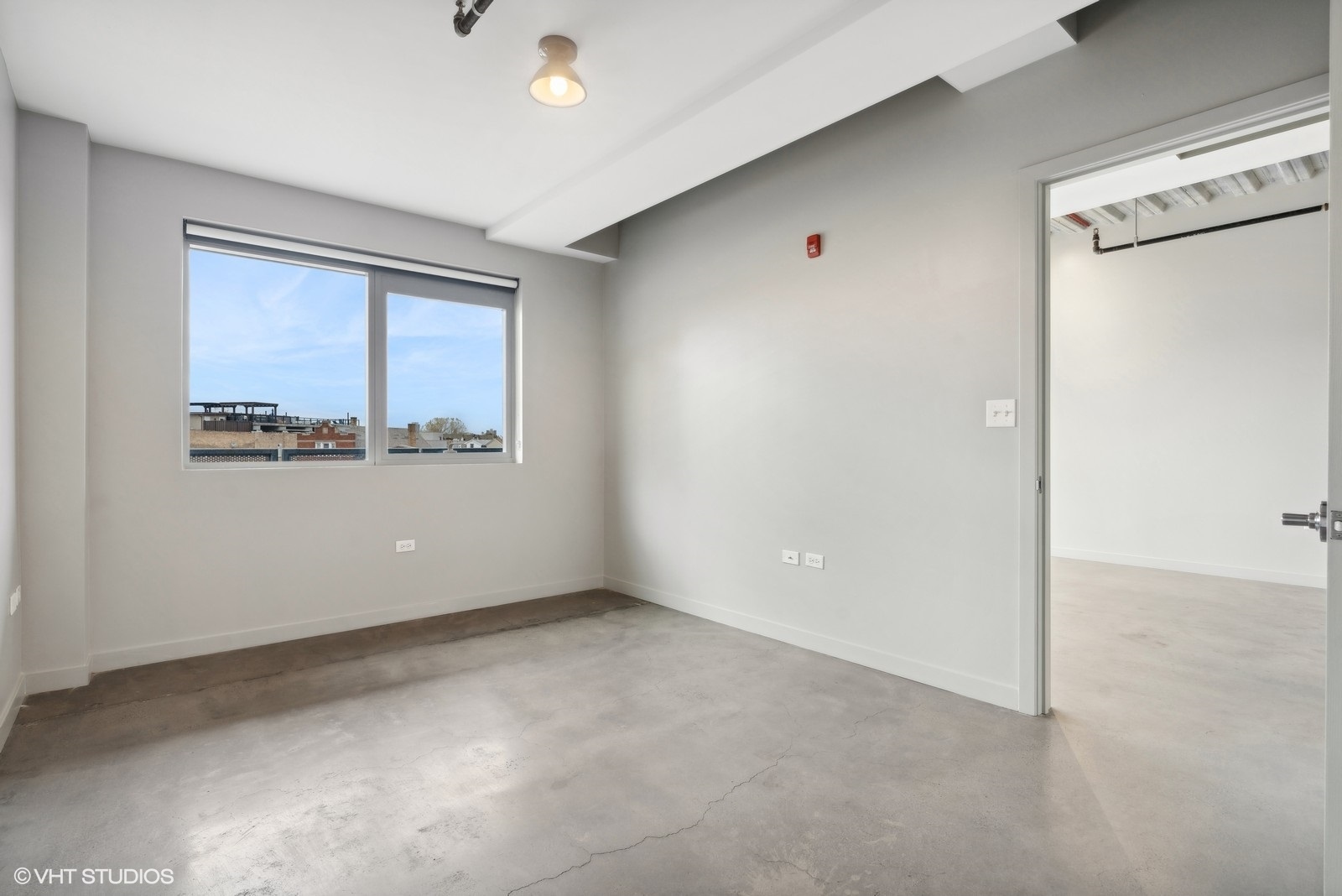 1241 N Milwaukee Avenue 401 Property Photo 10