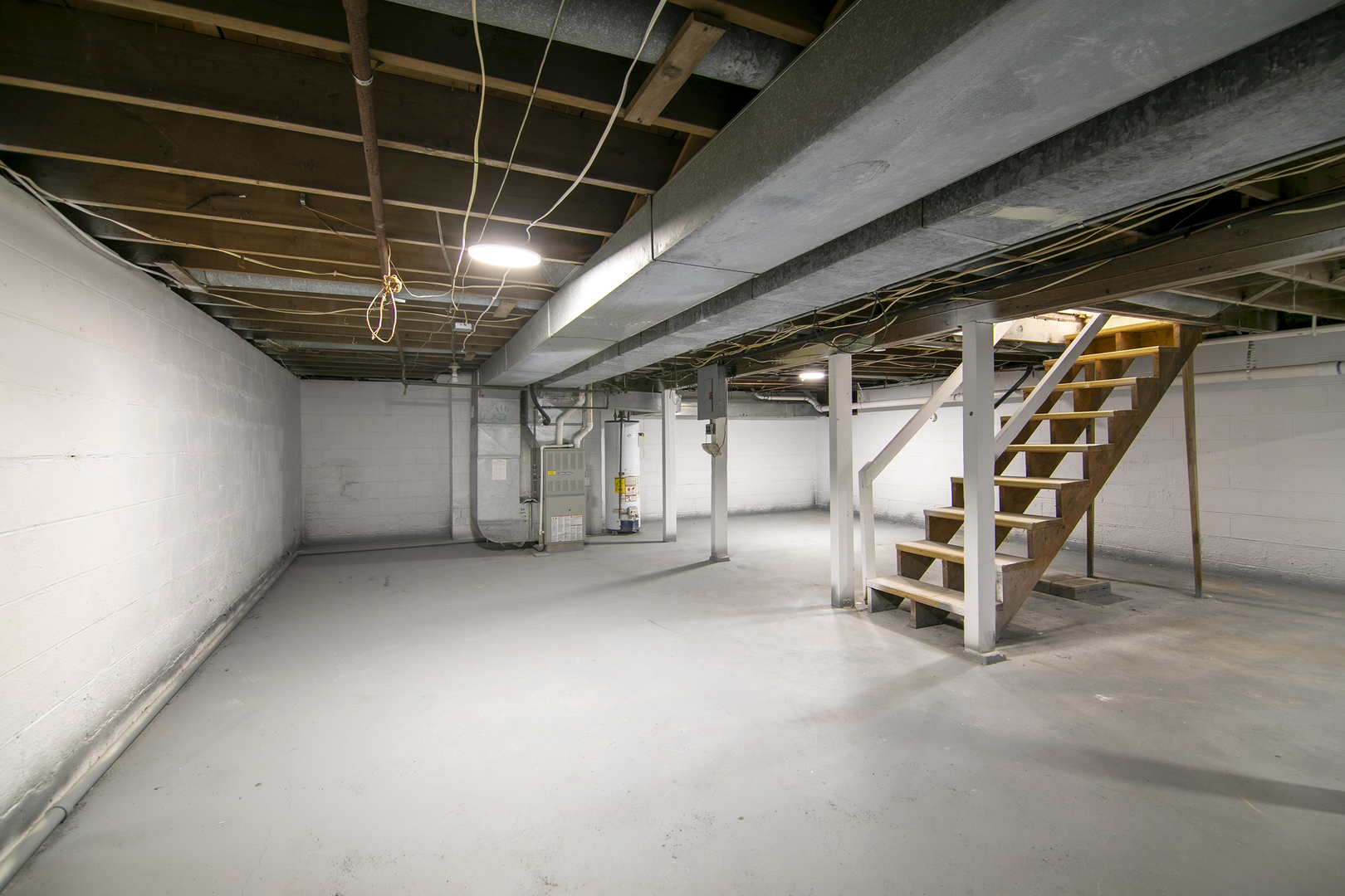 988 Spruce Lane Property Photo 15