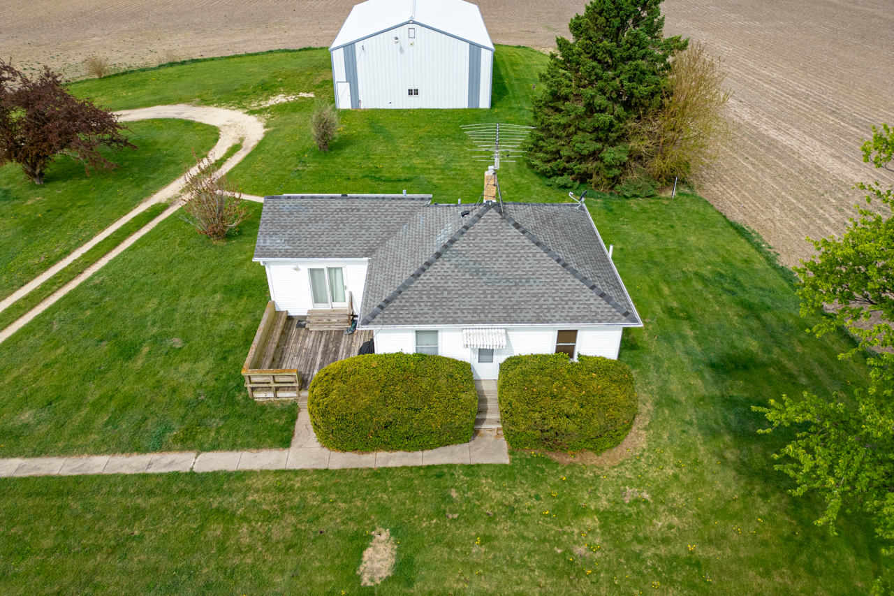 21137 Fenstermaker Road Property Photo 1