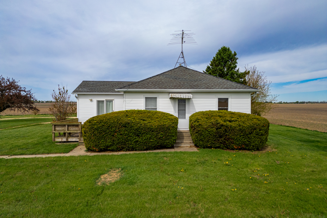 21137 Fenstermaker Road Property Photo 5