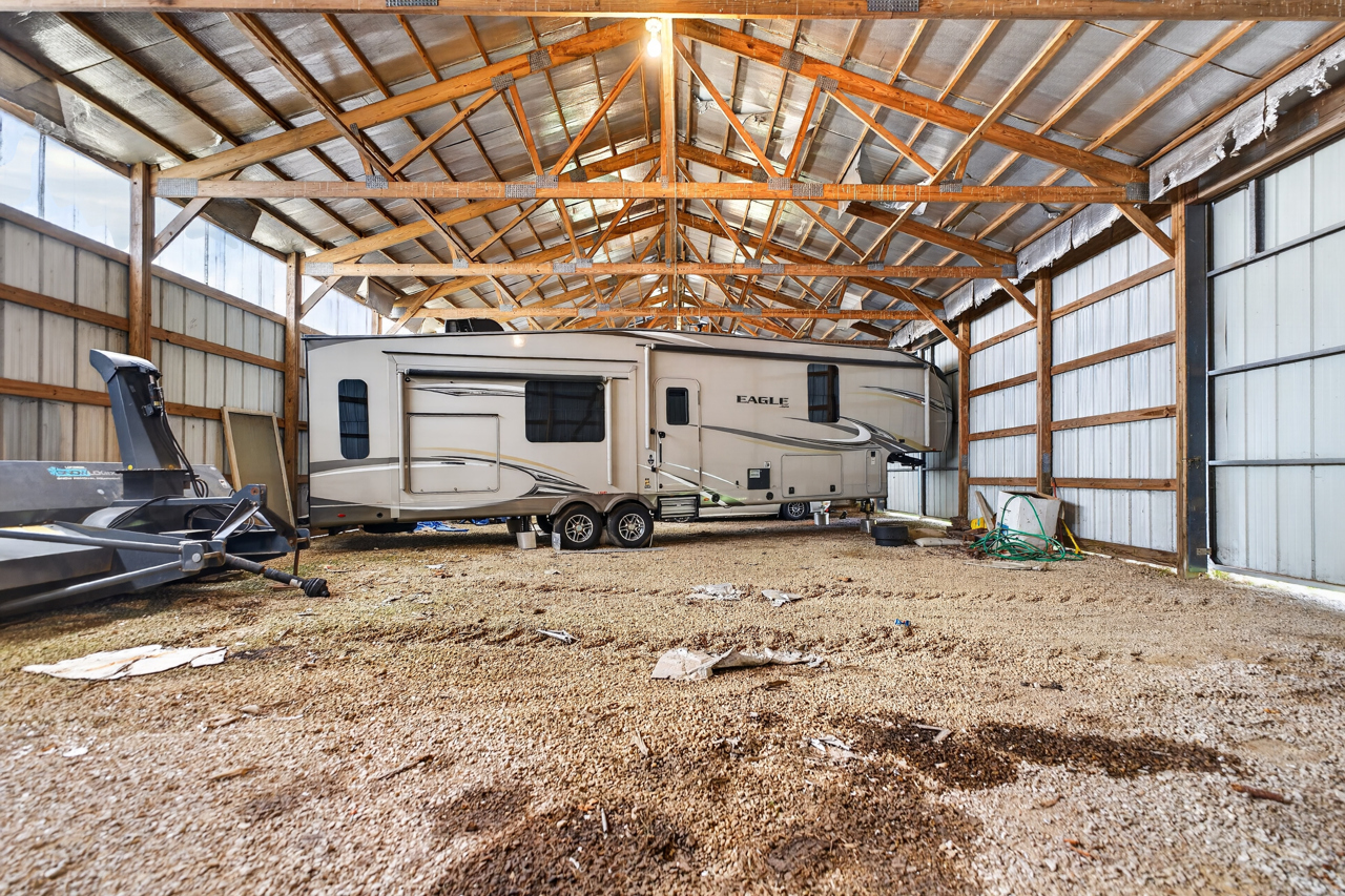 21137 Fenstermaker Road Property Photo 22